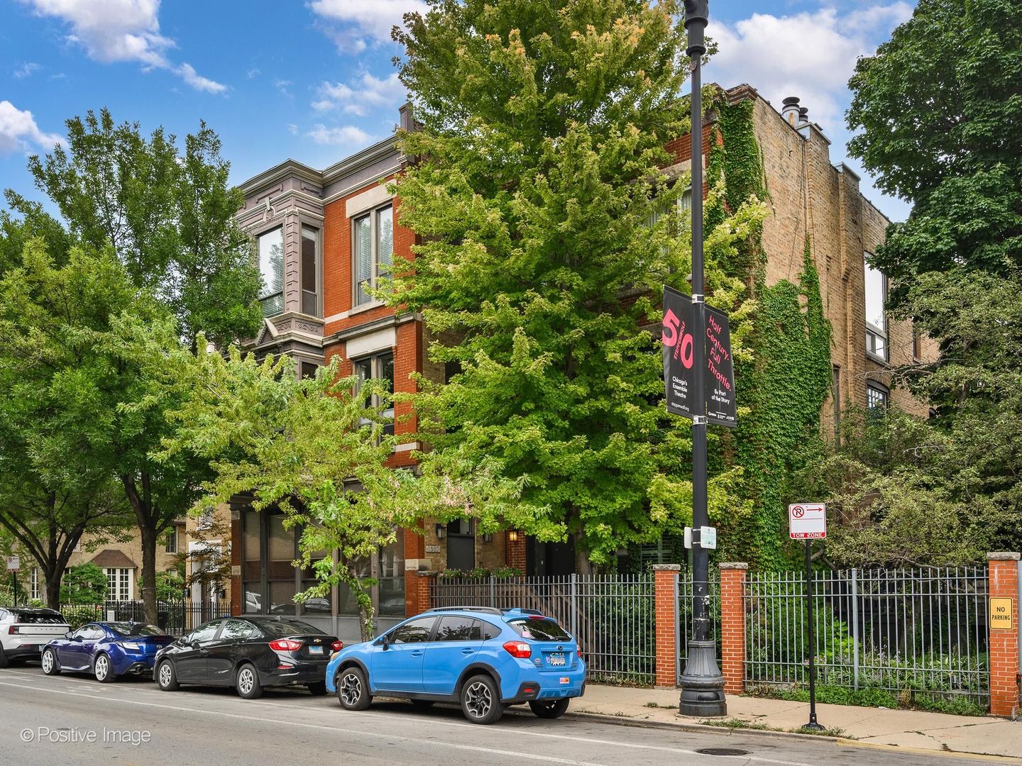 1907 N Halsted Street Unit: 2F