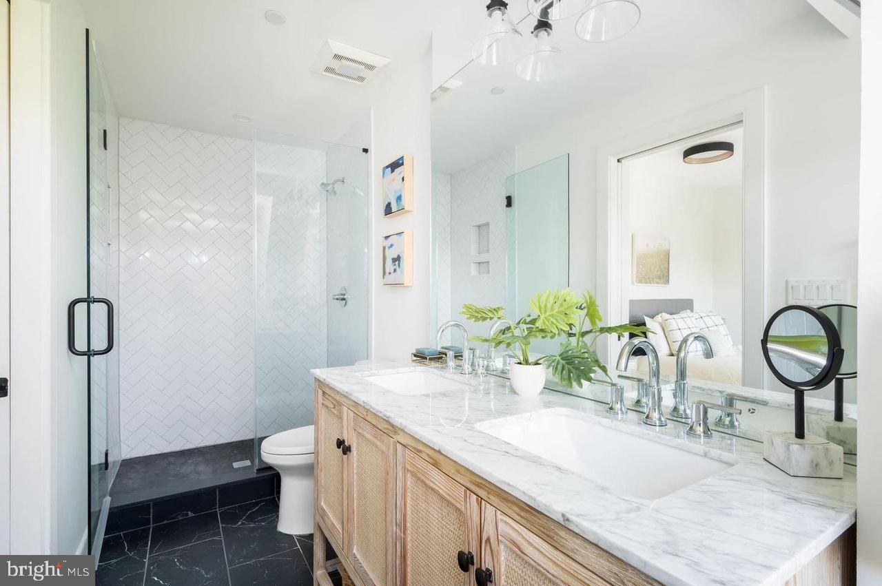 1317 11TH STREET NW 8