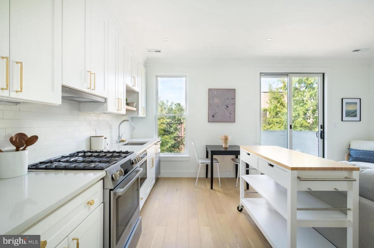 1317 11TH STREET NW 8