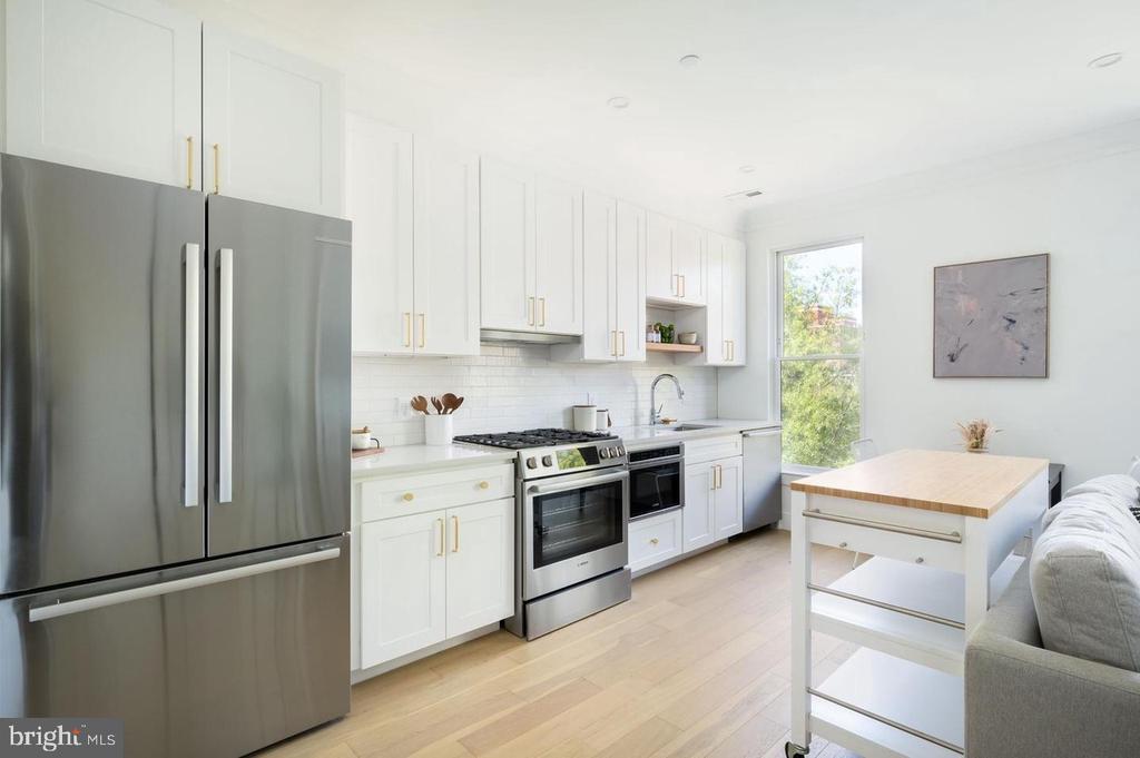 1317 11TH STREET NW 8
