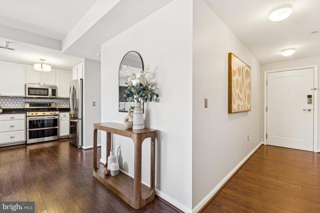 355 I STREET SW 501