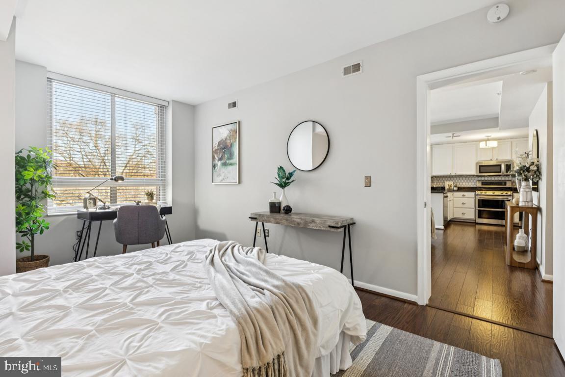 355 I STREET SW 501