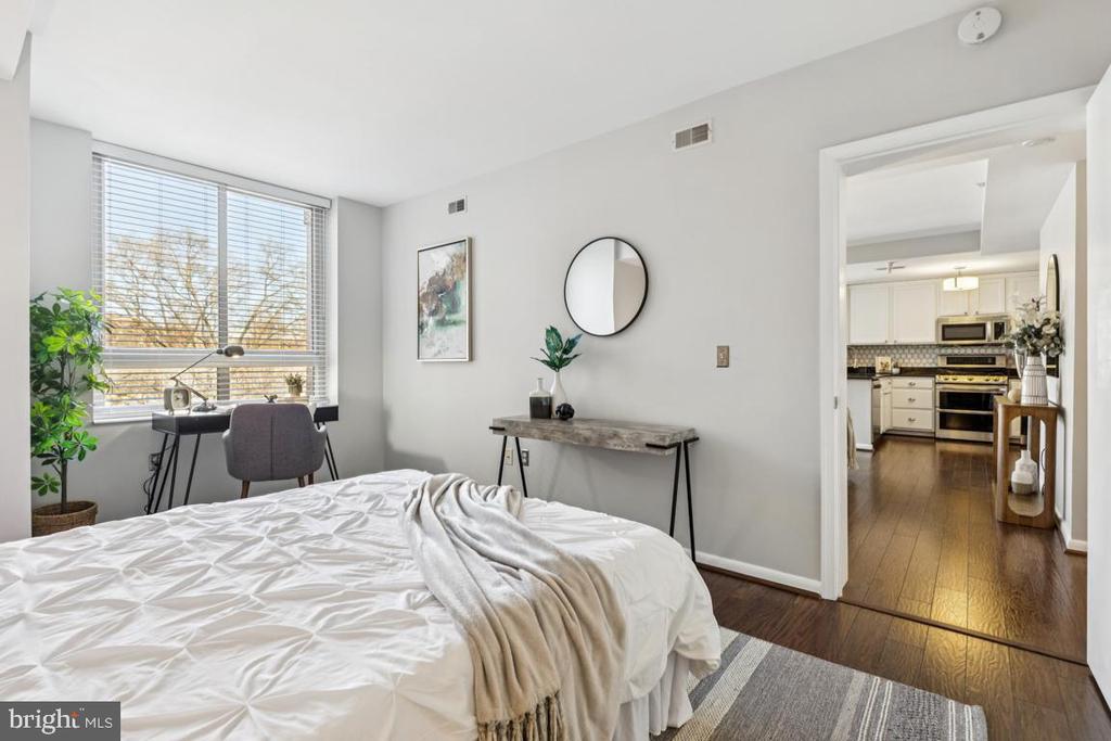 355 I STREET SW 501
