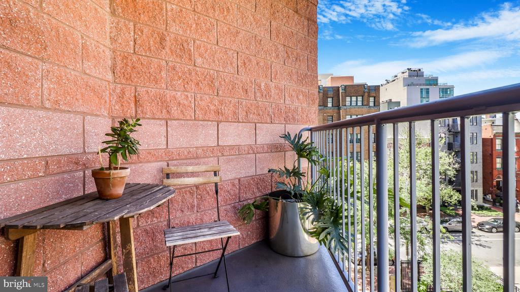 1117 10TH STREET NW Unit: 505