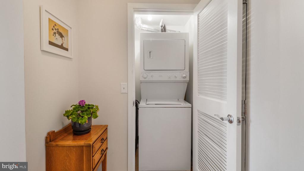 1117 10TH STREET NW Unit: 505