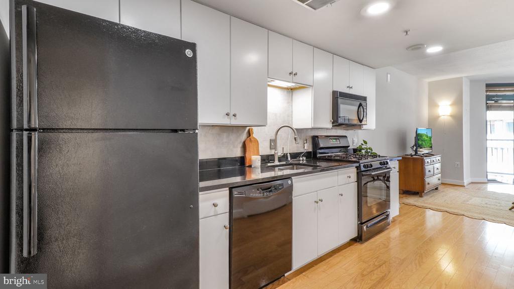 1117 10TH STREET NW Unit: 505