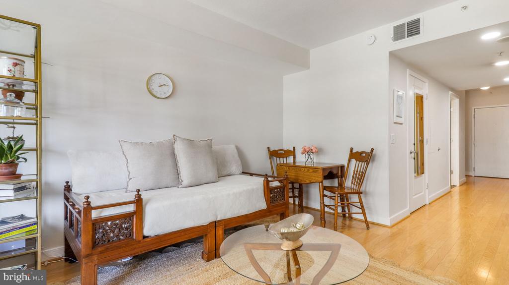 1117 10TH STREET NW Unit: 505