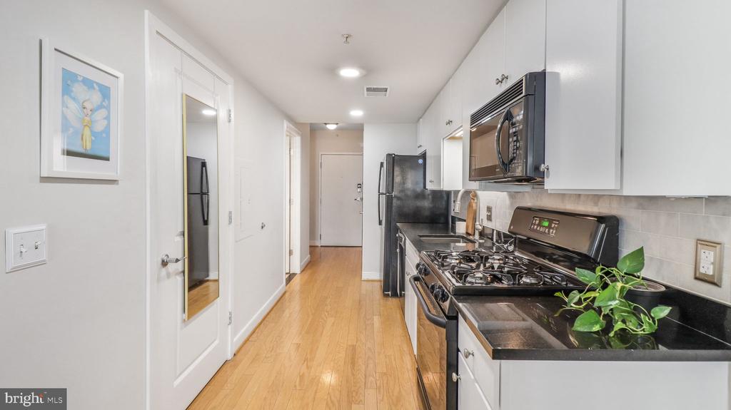 1117 10TH STREET NW Unit: 505