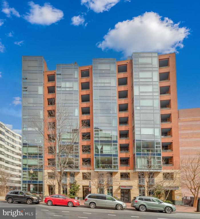 1117 10TH STREET NW Unit: 505