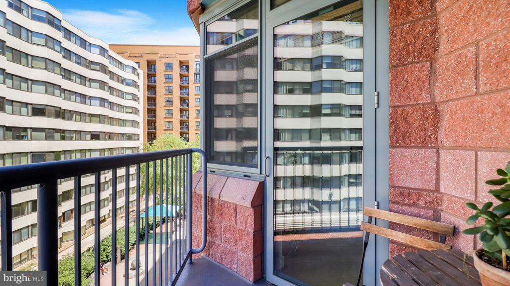 1117 10TH STREET NW Unit: 505
