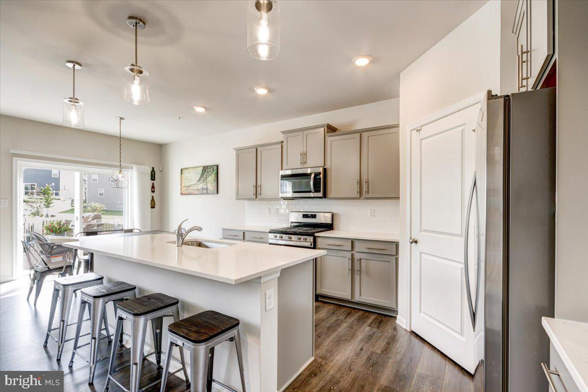 2768 Golden Aster Pl