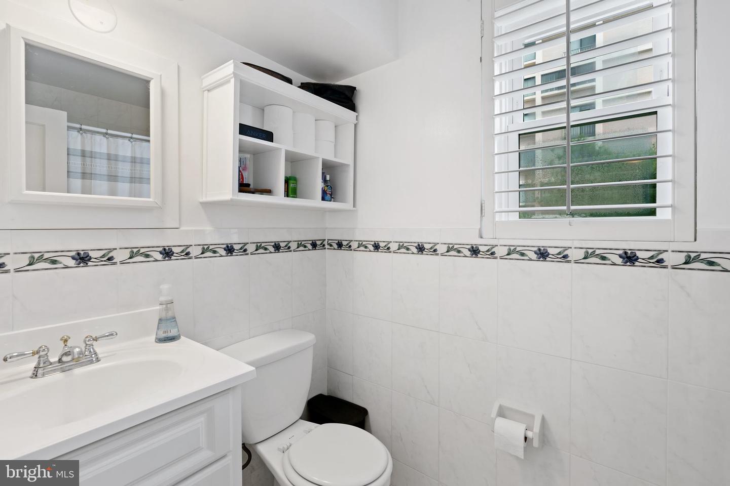 4225 N Henderson Rd #304