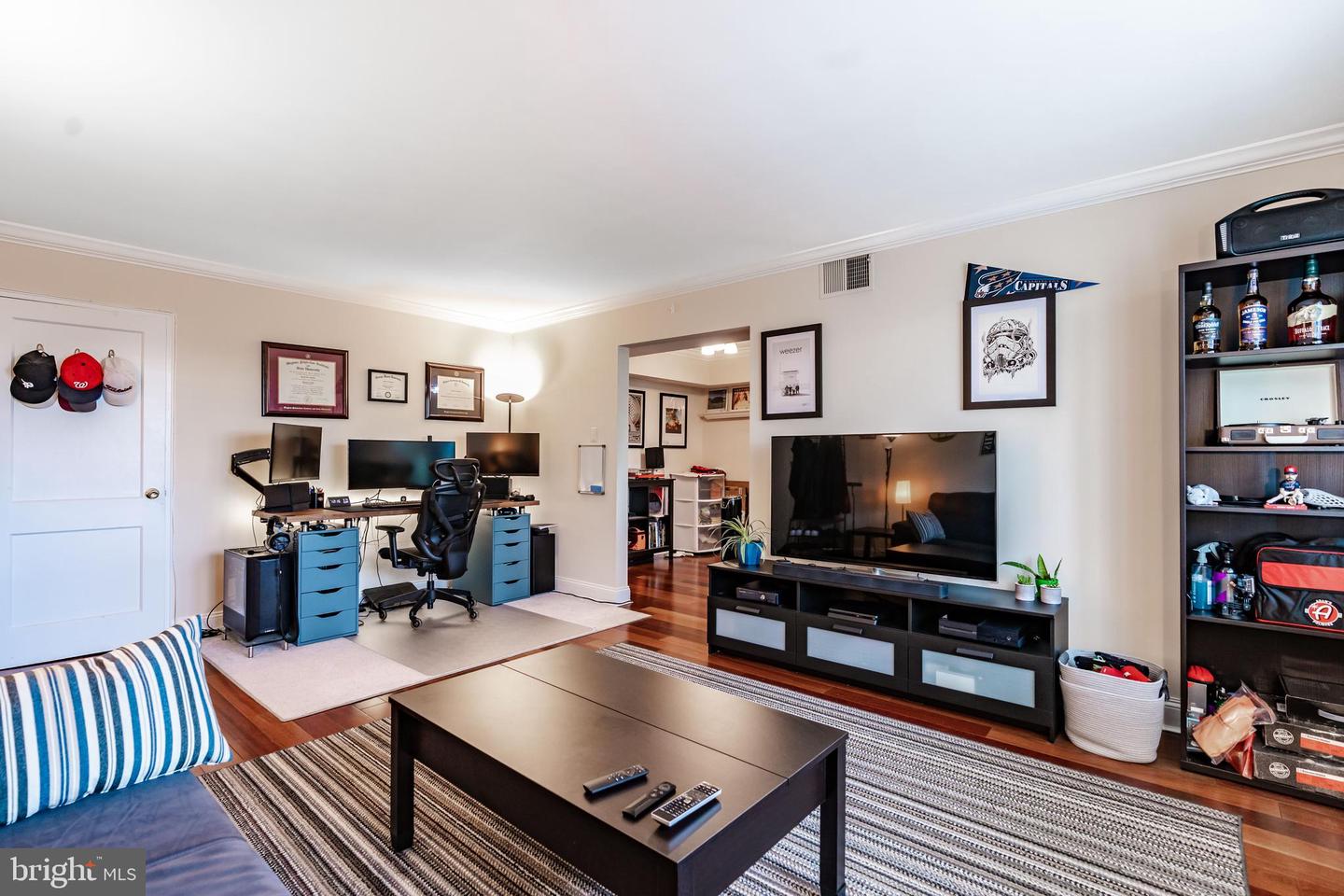 4225 N Henderson Rd #304