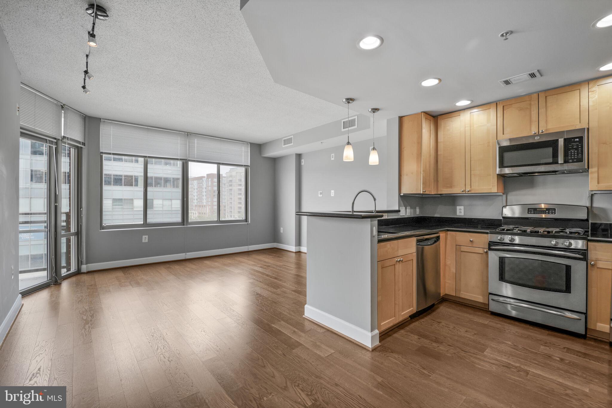 3600 S GLEBE ROAD 613W