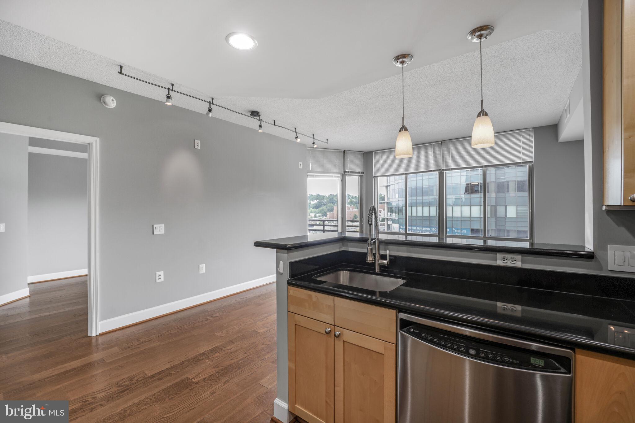 3600 S GLEBE ROAD 613W