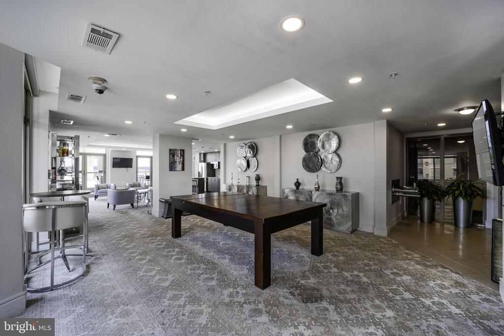 3600 S GLEBE ROAD 613W