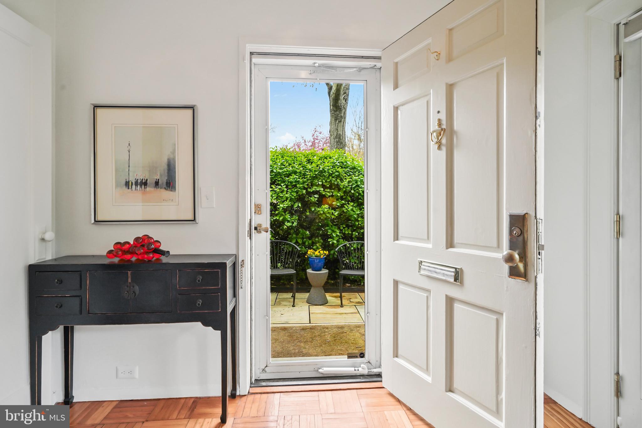 3363 Martha Custis Dr