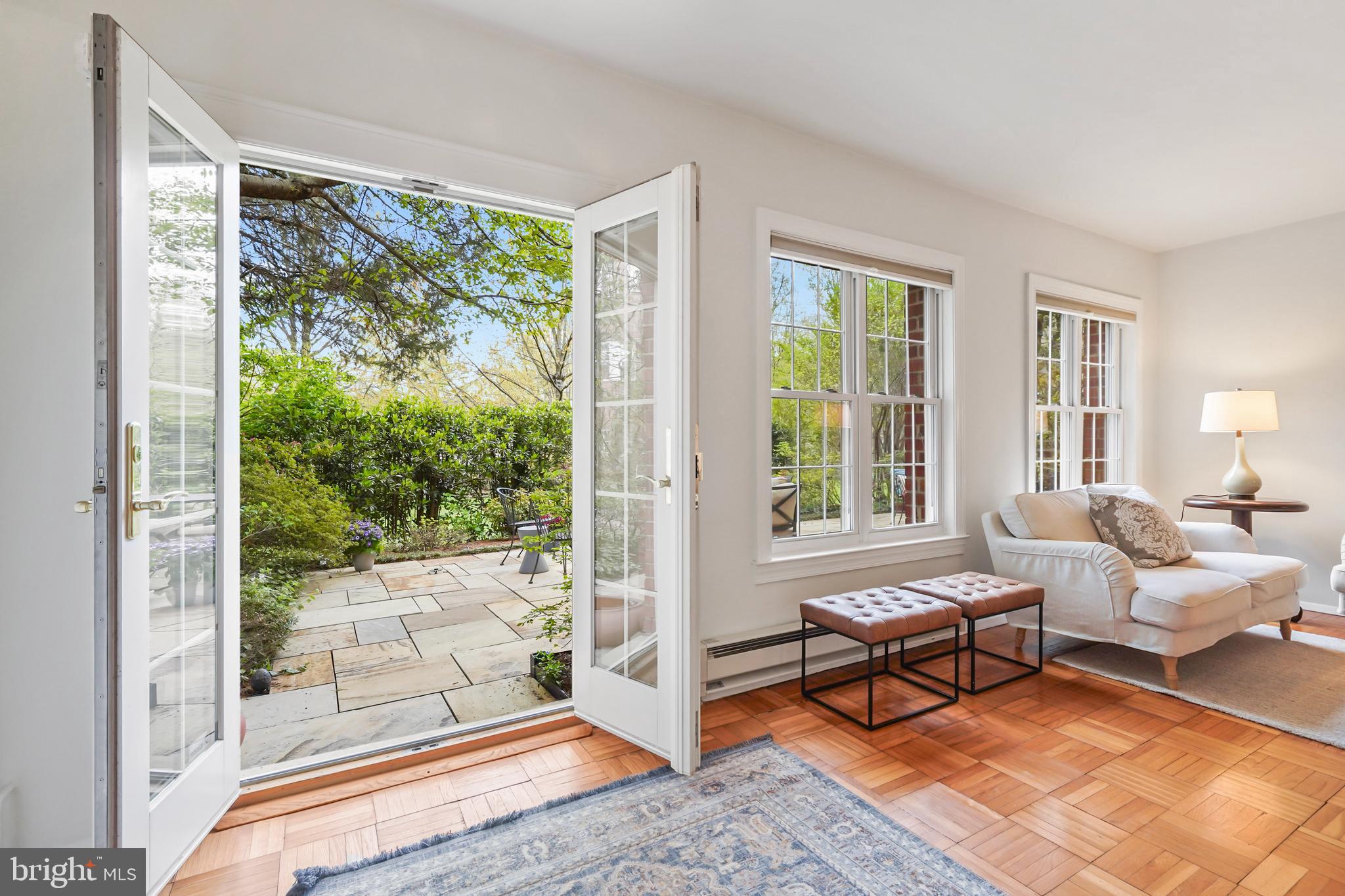 3363 Martha Custis Dr