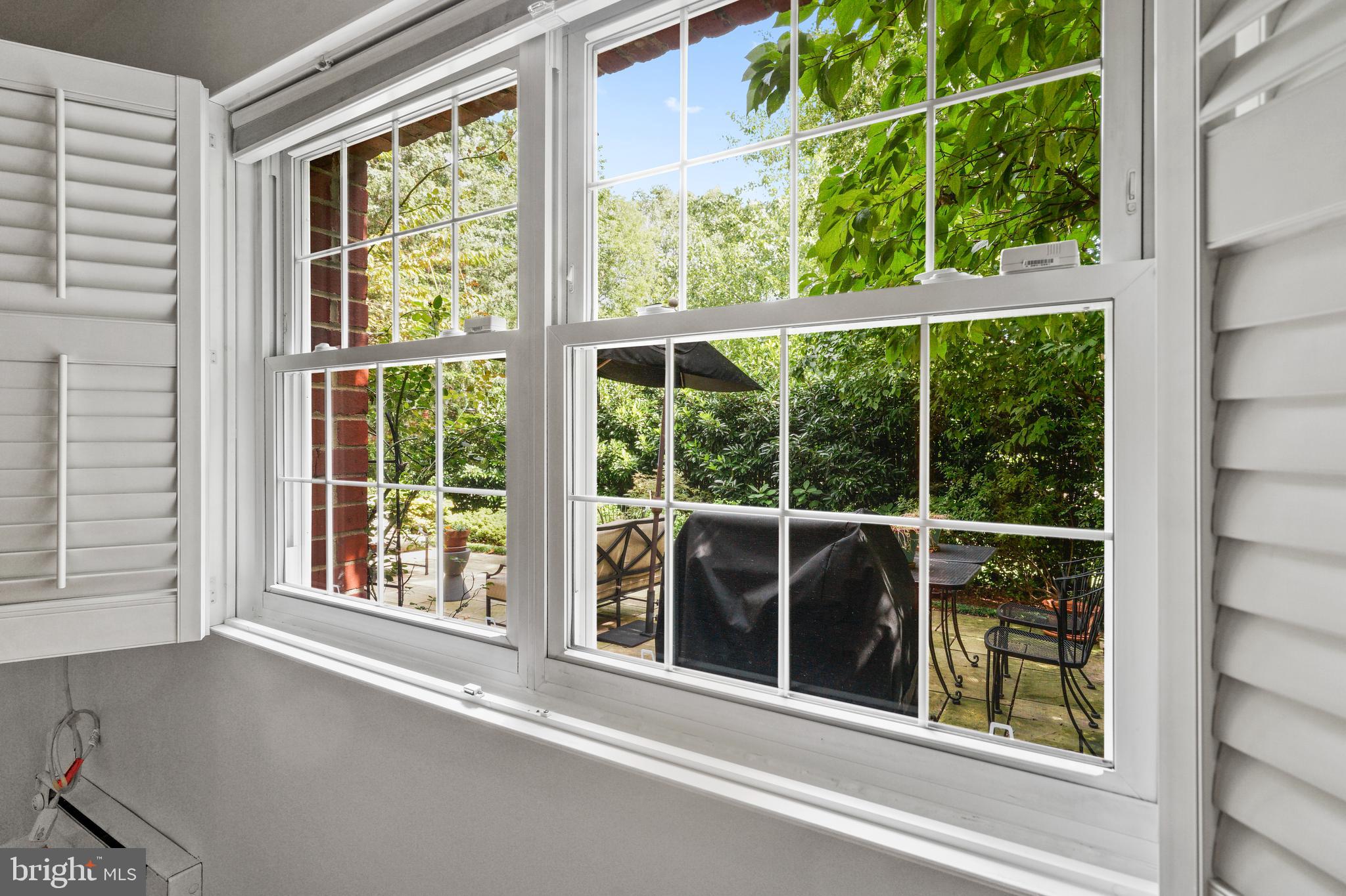 3363 Martha Custis Dr