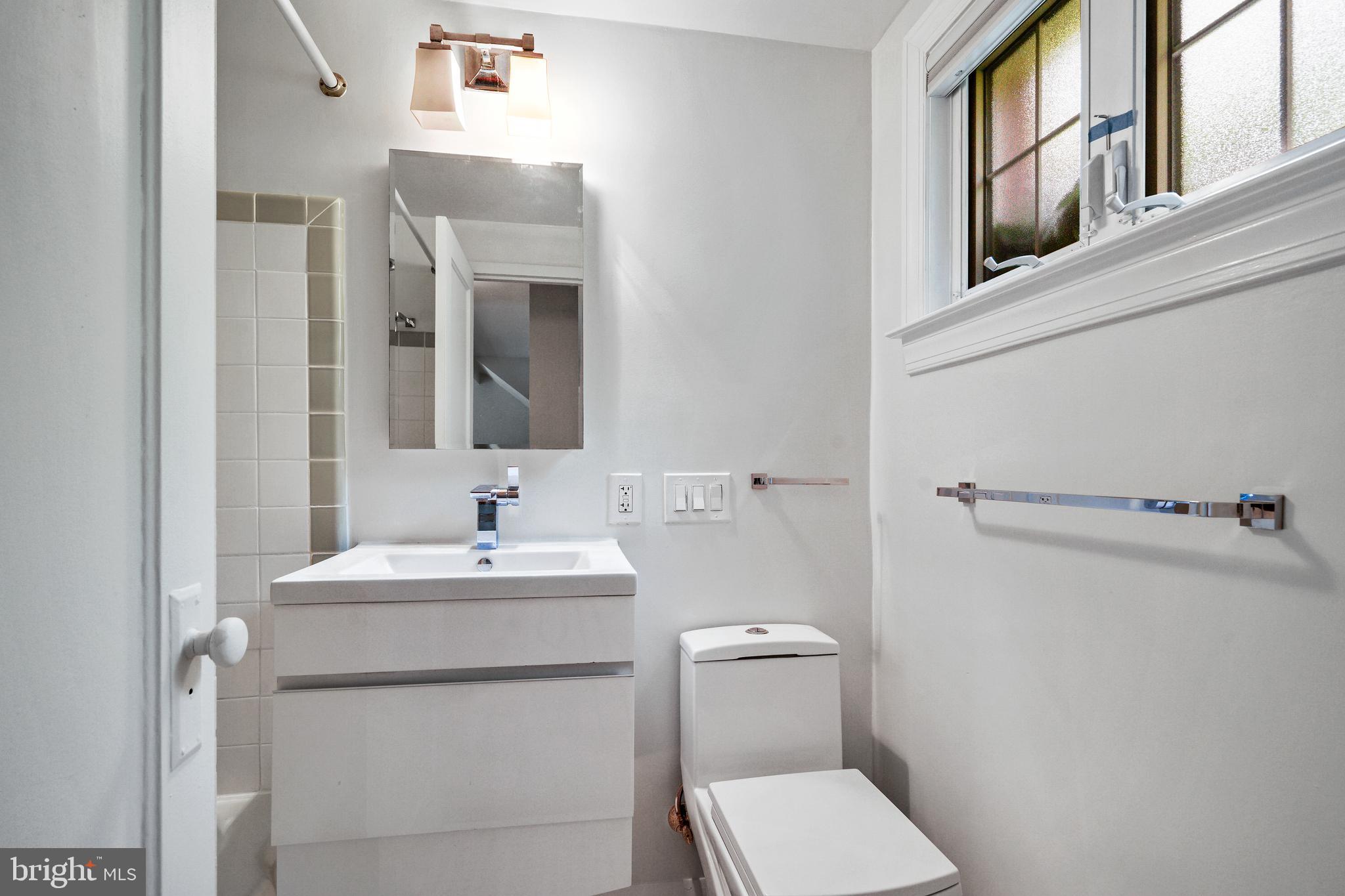 3363 Martha Custis Dr