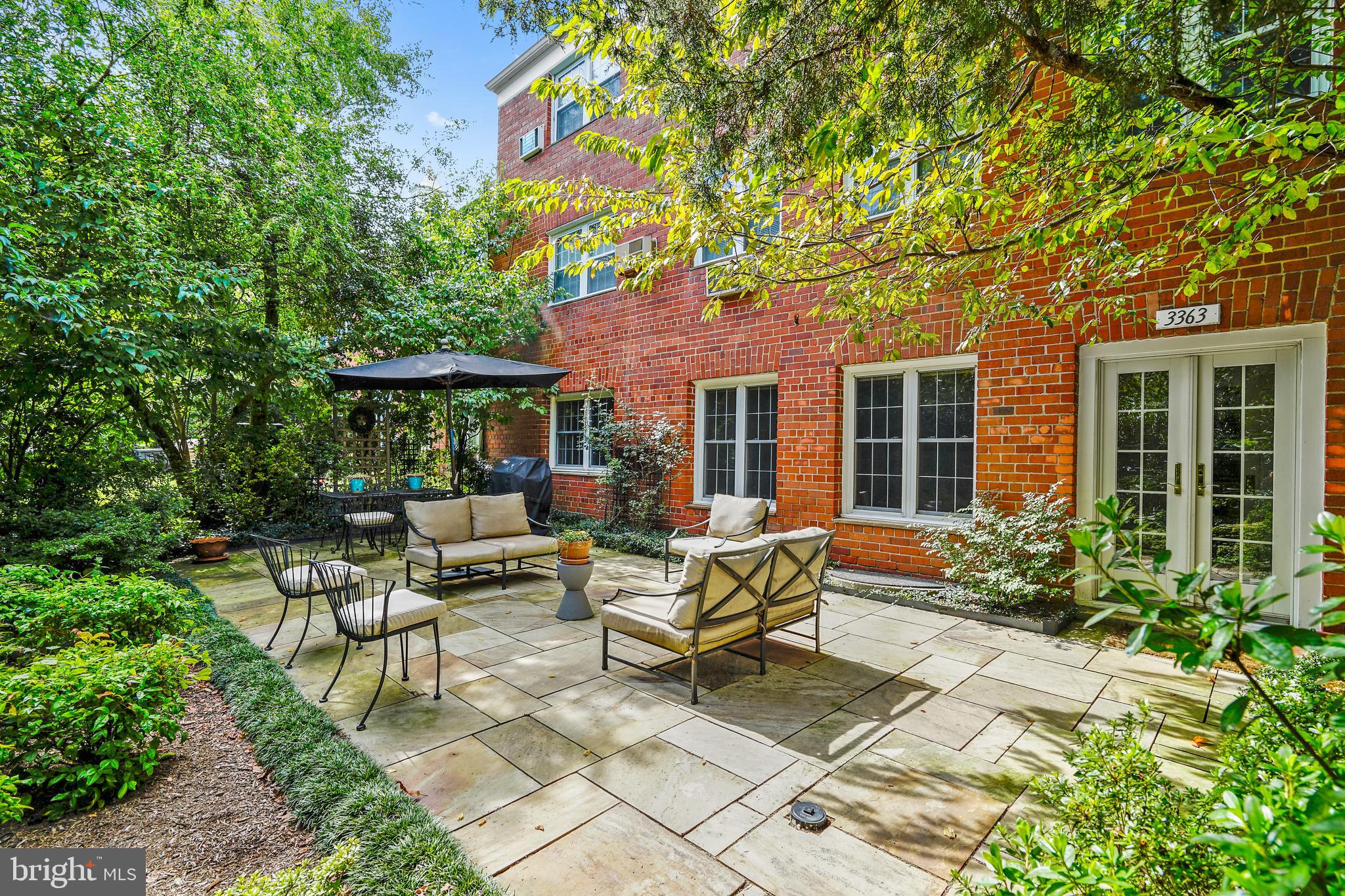 3363 Martha Custis Dr