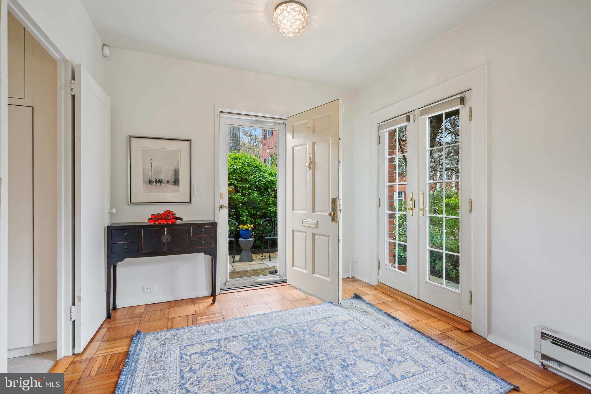 3363 Martha Custis Dr