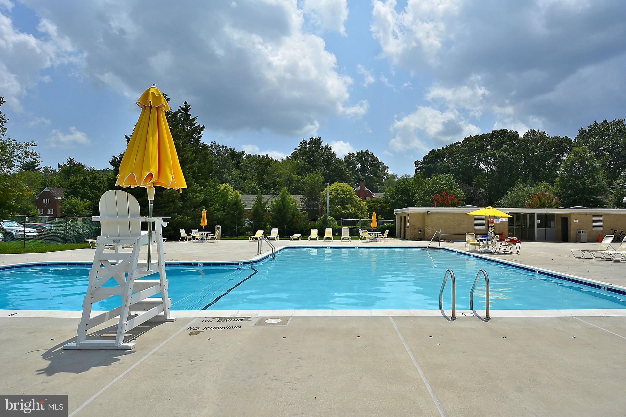 3363 Martha Custis Dr