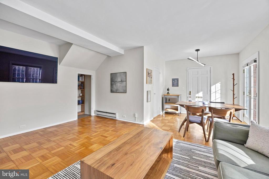 3363 MARTHA CUSTIS DRIVE