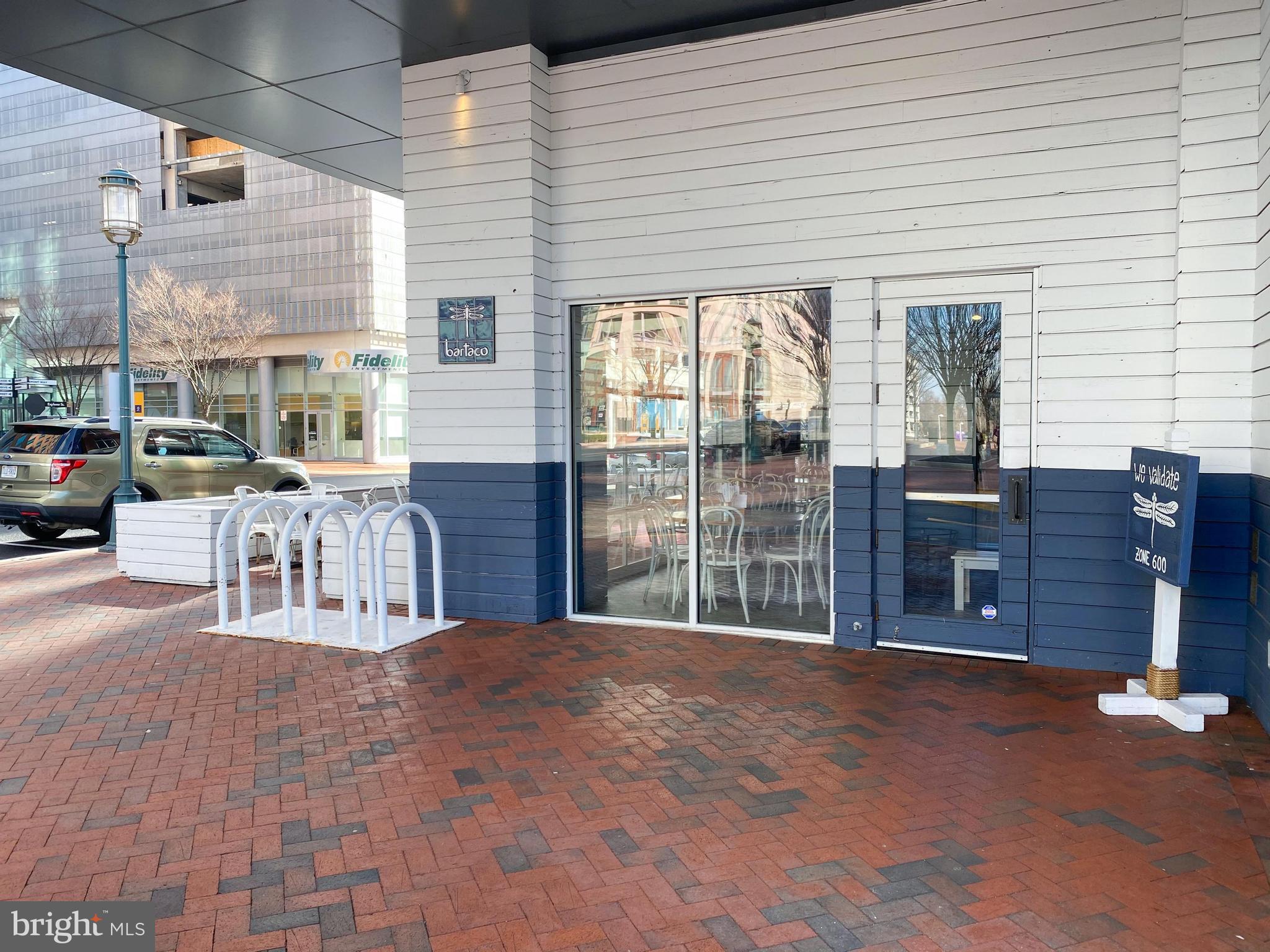 1720 Lake Shore Crest Dr #16