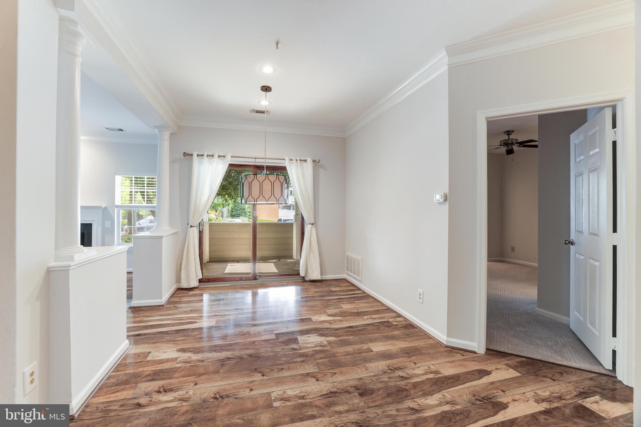 1720 Lake Shore Crest Dr #16