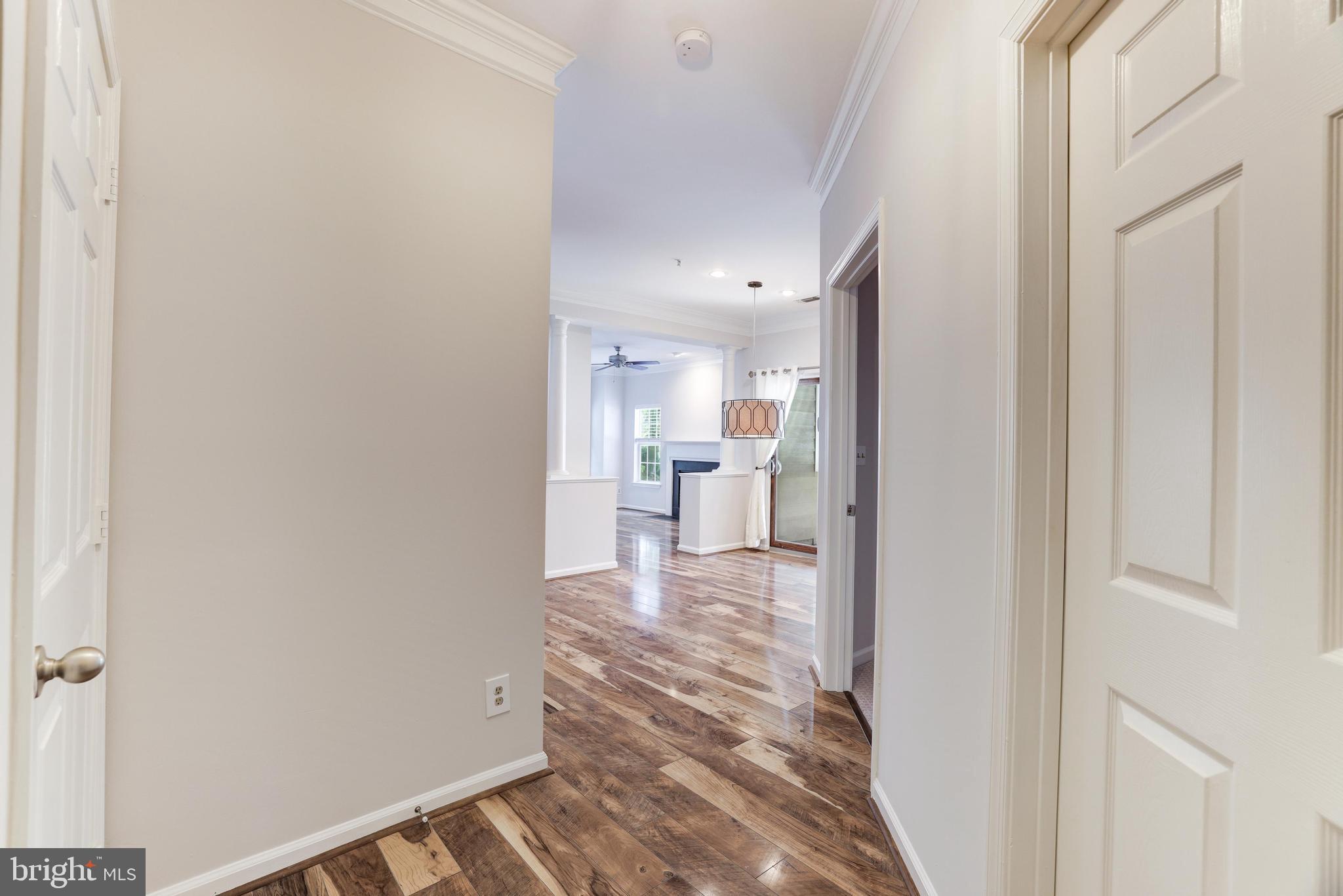 1720 Lake Shore Crest Dr #16