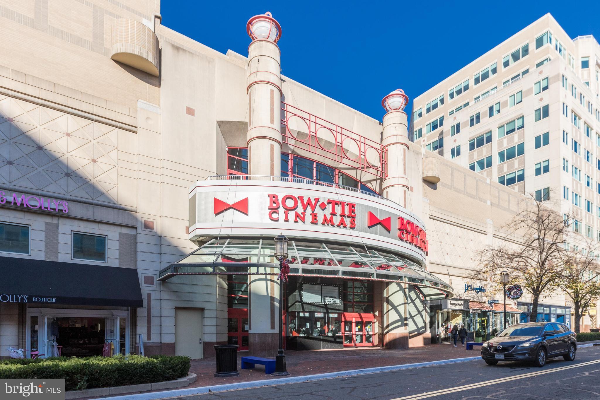 1720 Lake Shore Crest Dr #16