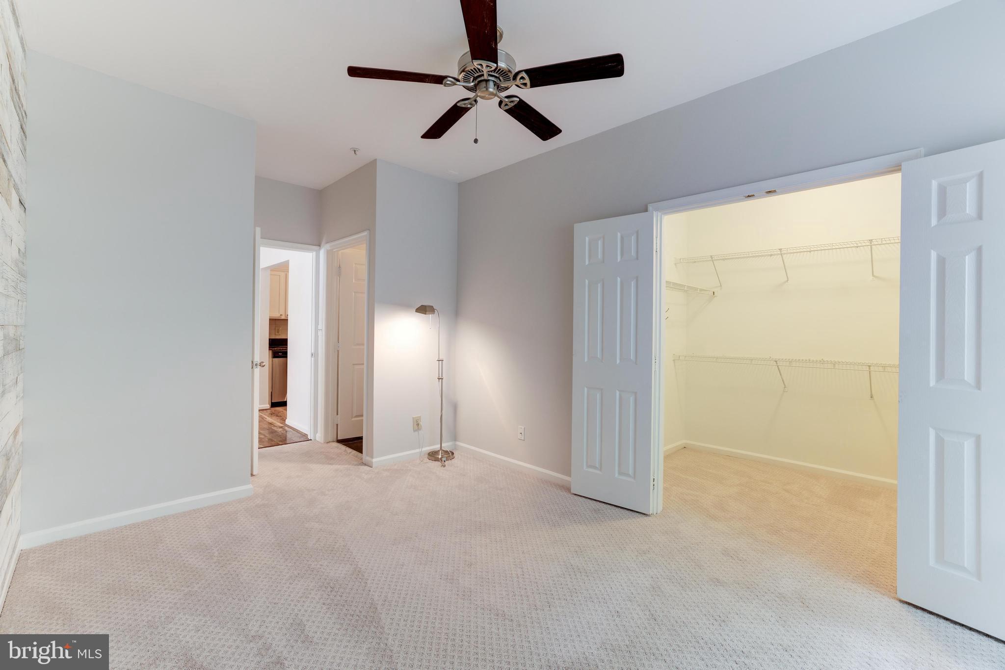 1720 Lake Shore Crest Dr #16