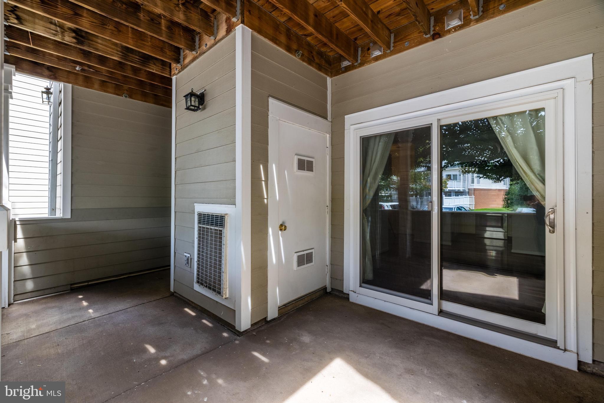 1720 Lake Shore Crest Dr #16