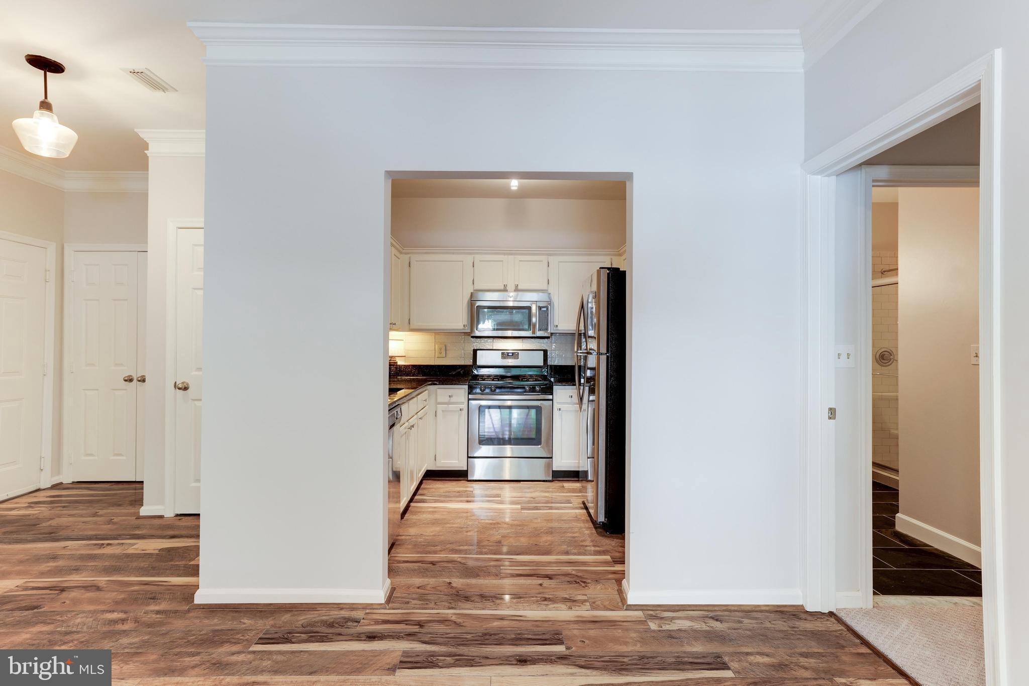 1720 Lake Shore Crest Dr #16