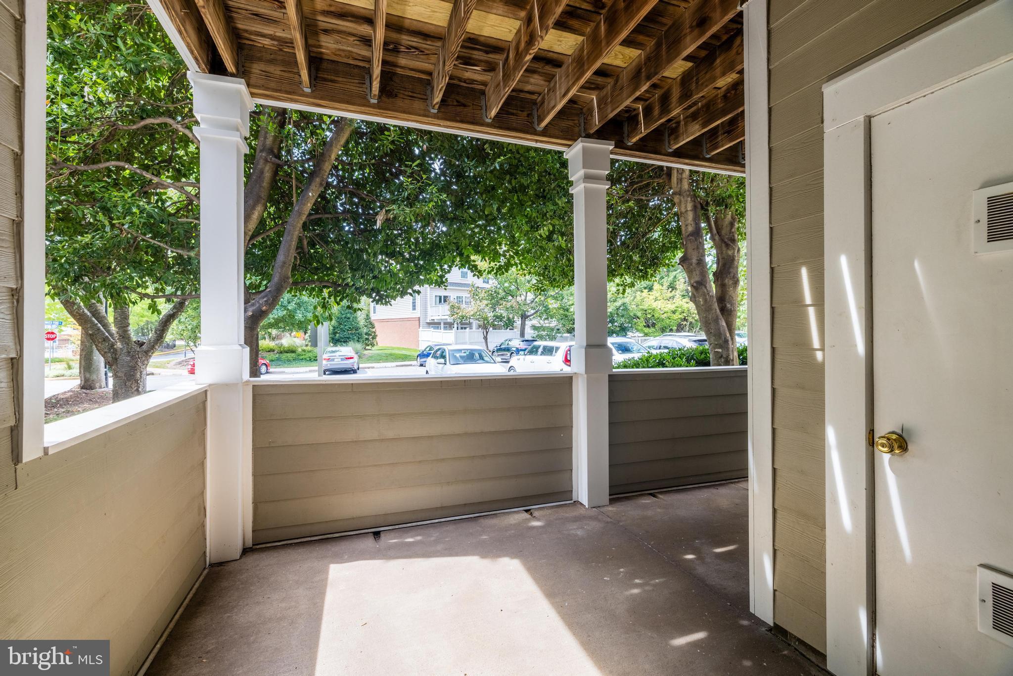 1720 Lake Shore Crest Dr #16