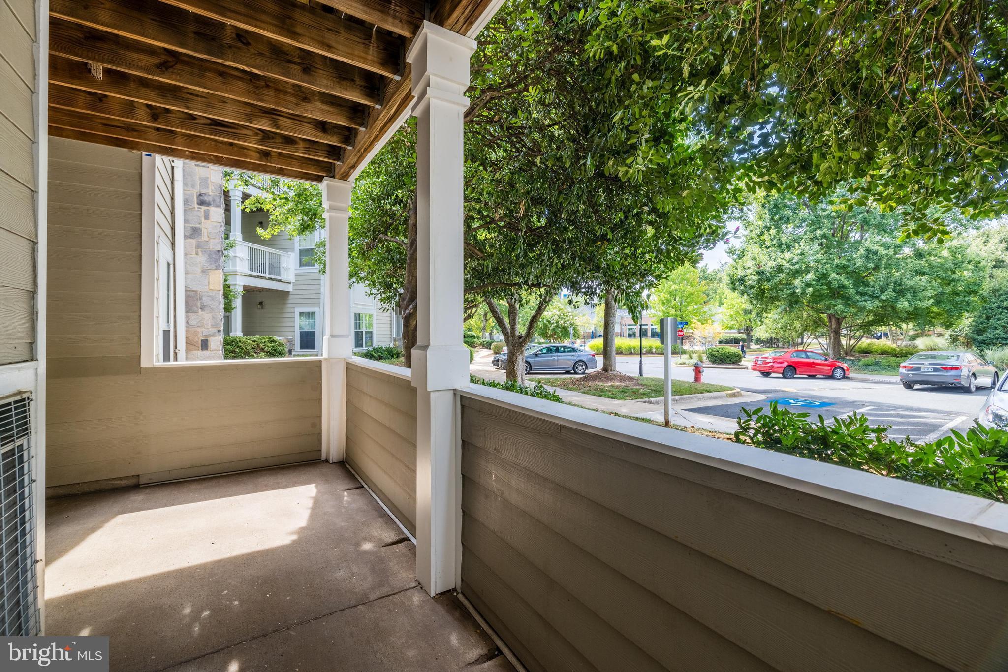 1720 Lake Shore Crest Dr #16