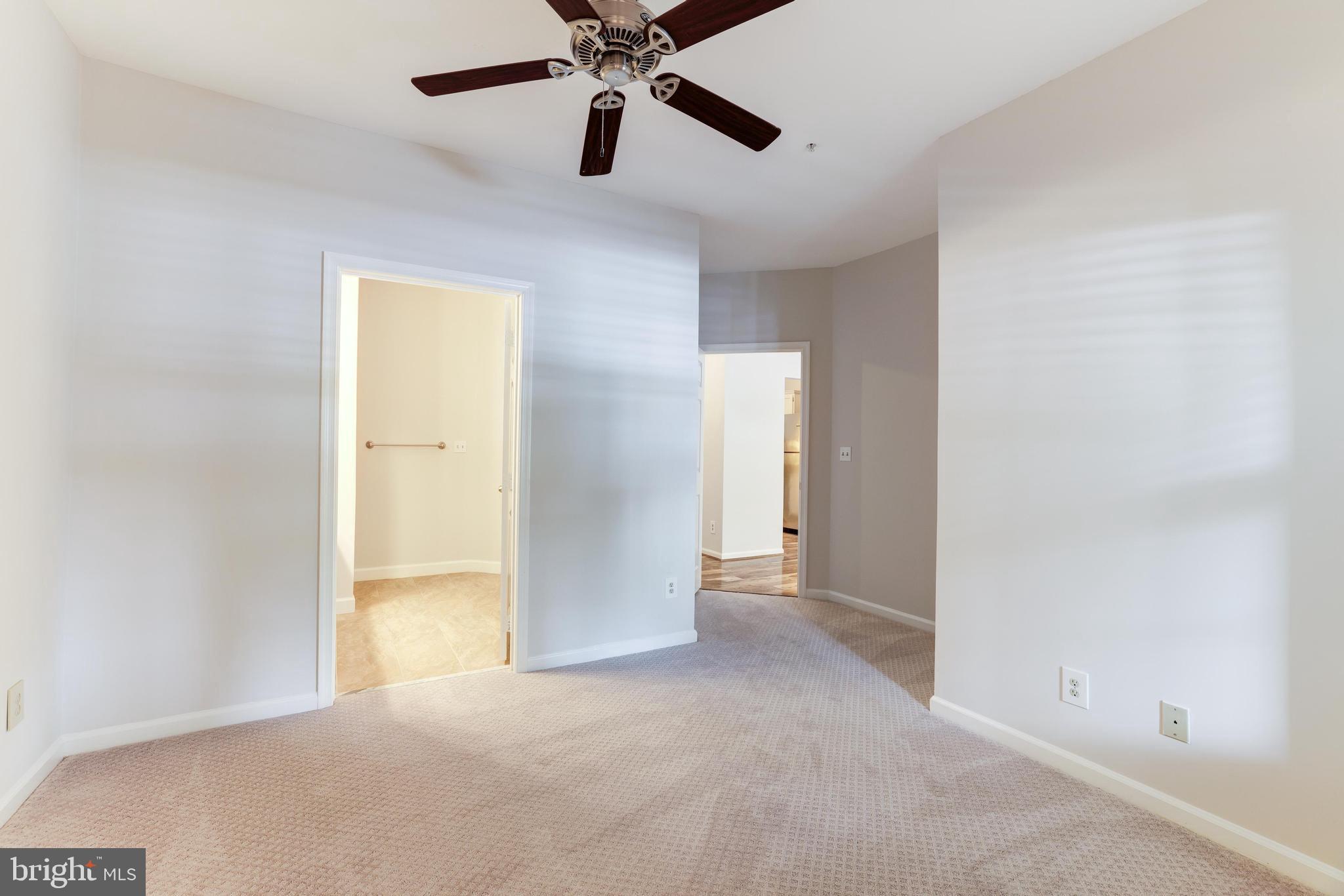 1720 Lake Shore Crest Dr #16