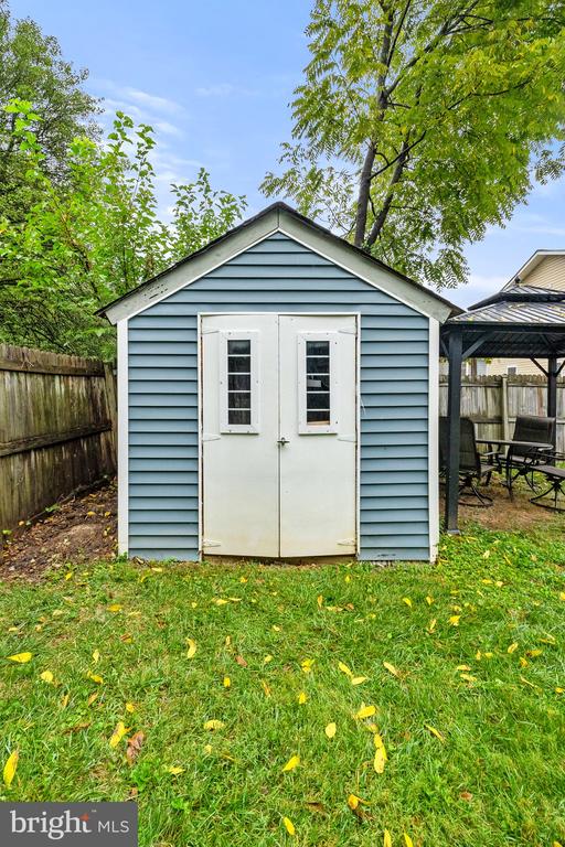 6736 Gouthier Rd