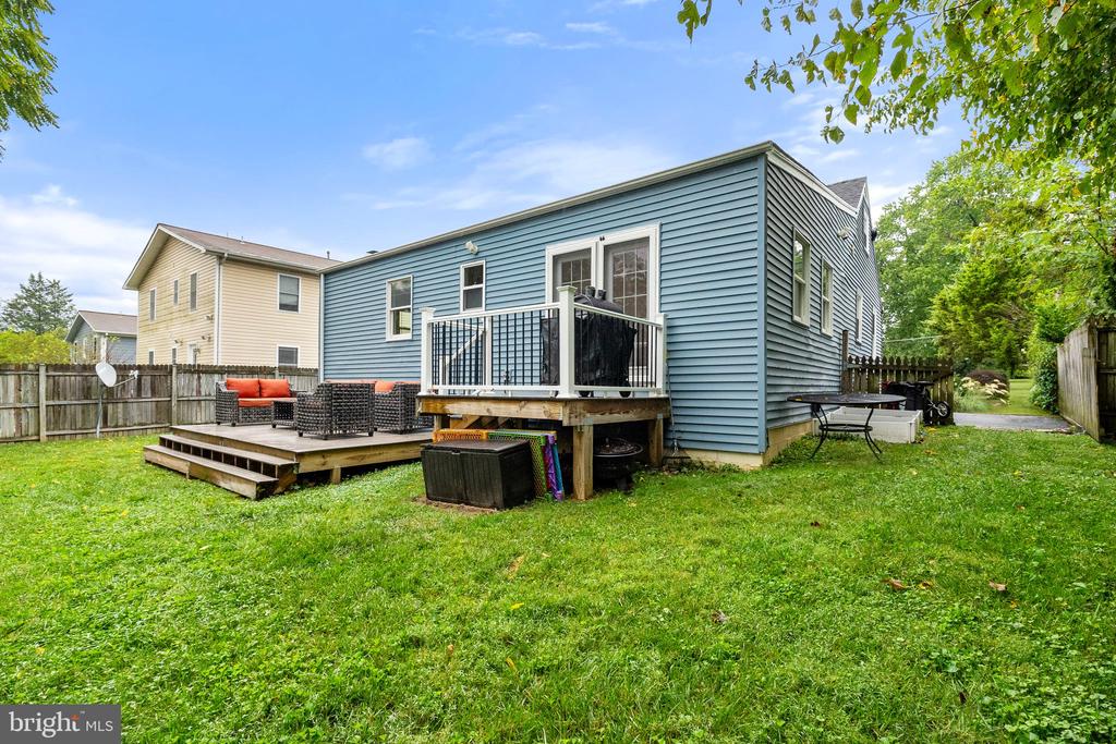 6736 Gouthier Rd