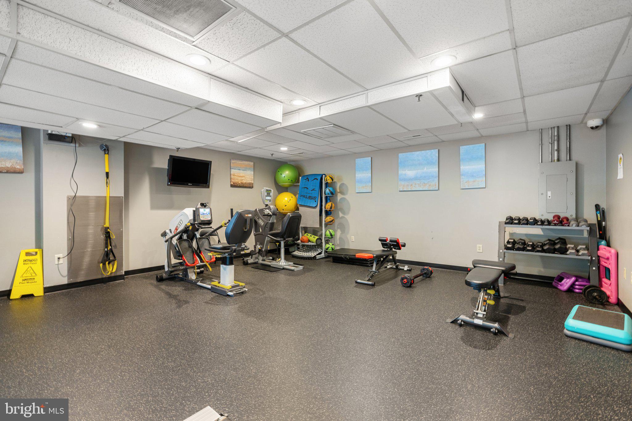 3800 Powell Ln #1125