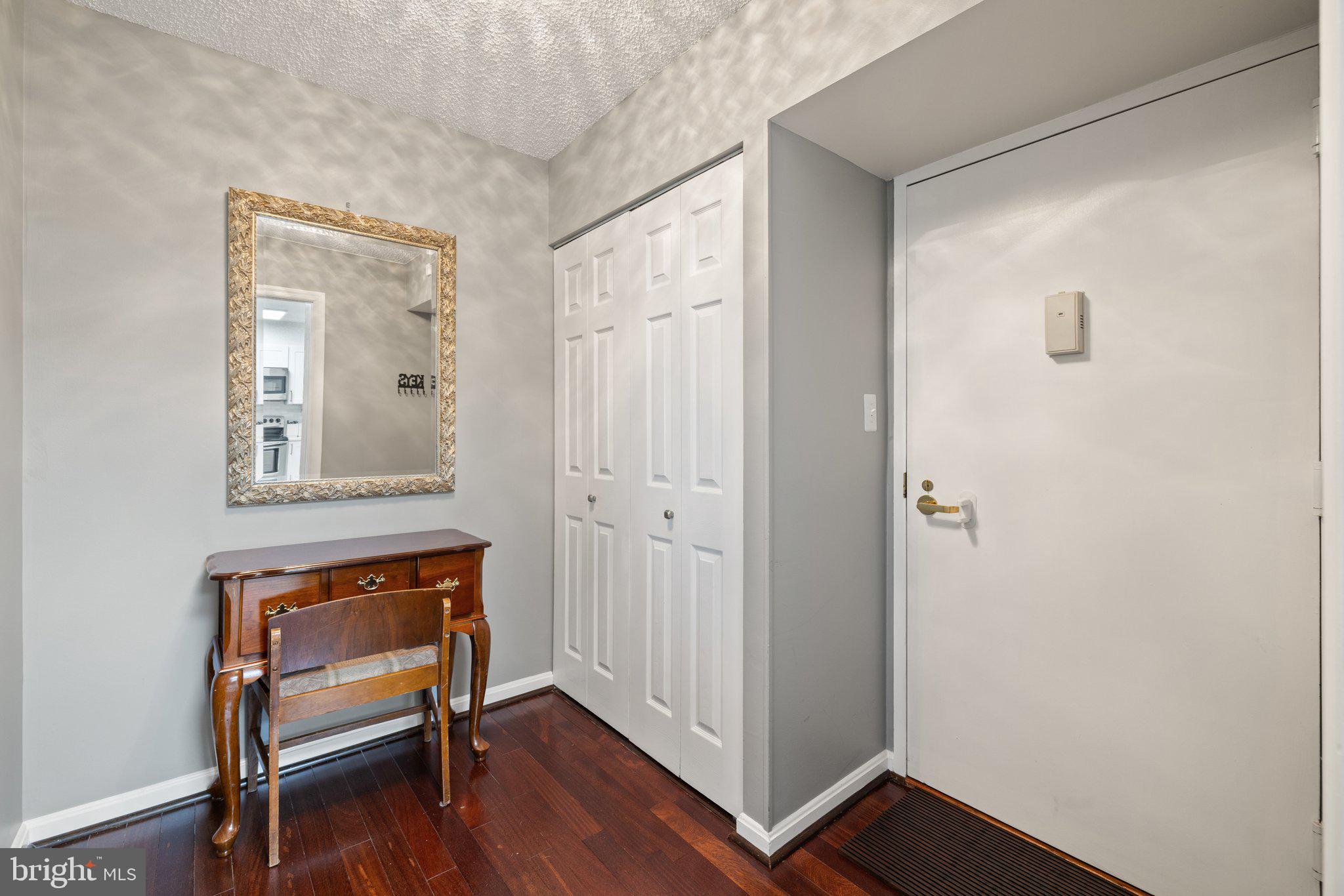 3800 Powell Ln #1125