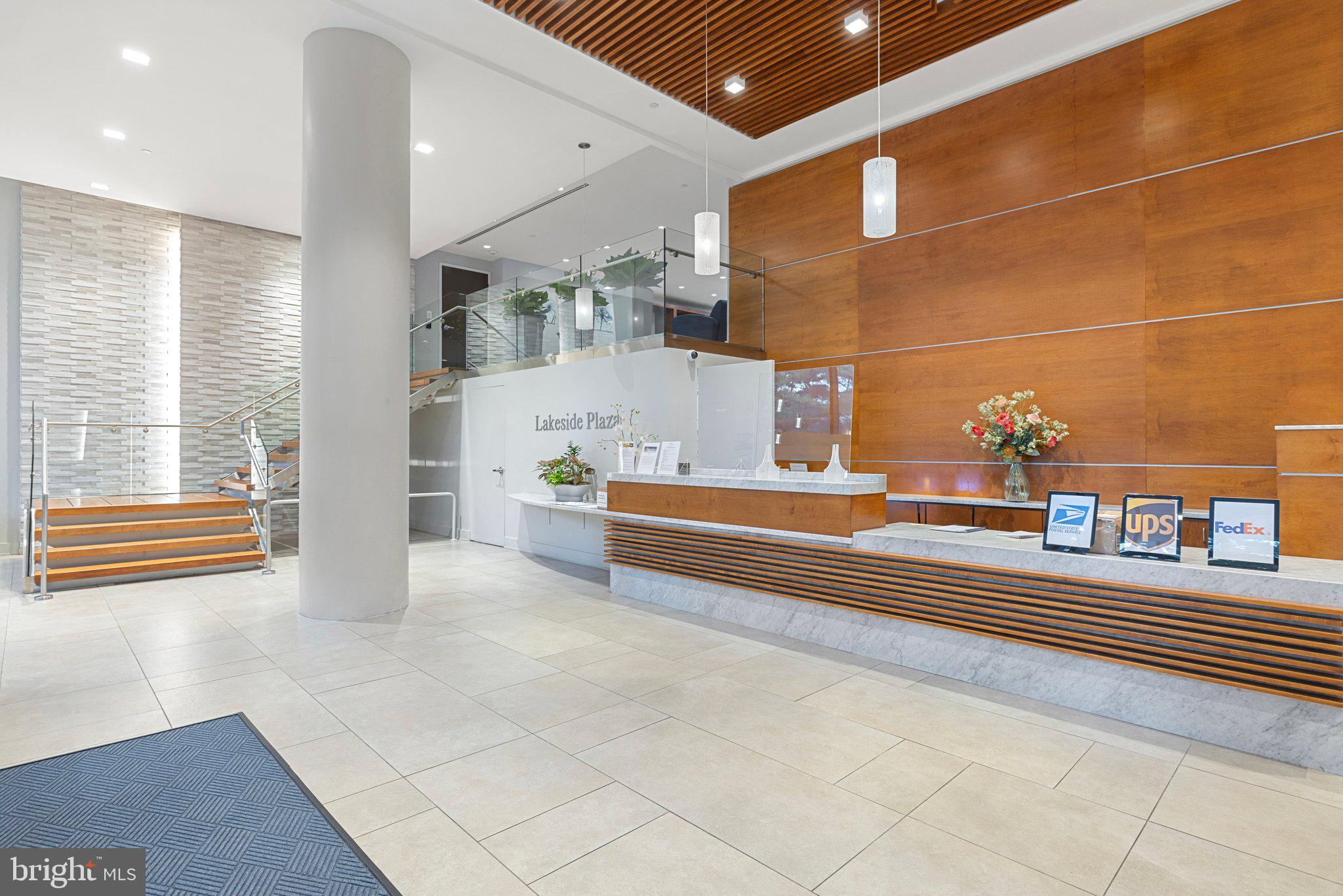 3800 Powell Ln #1125