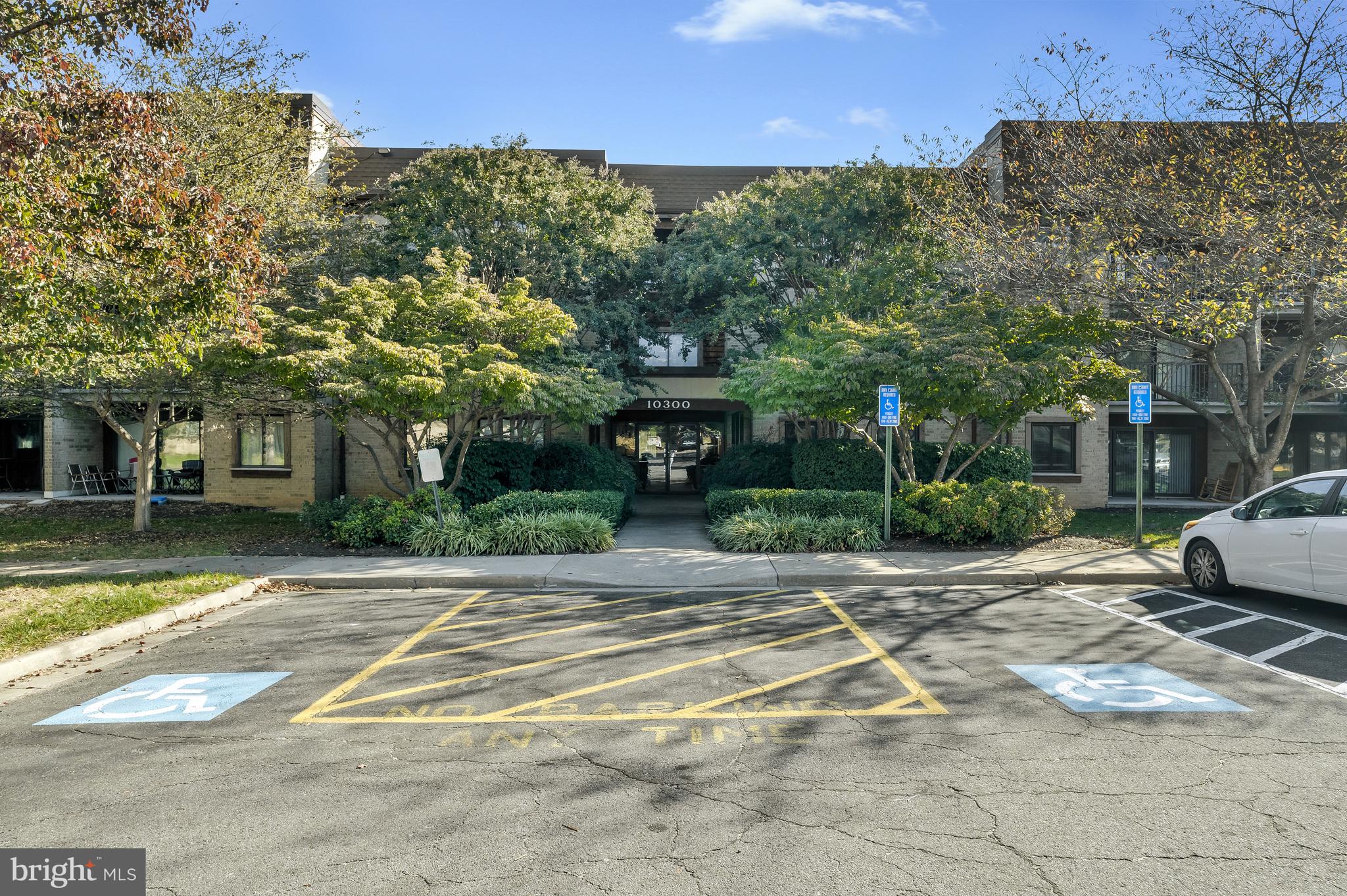 10300 Bushman Dr #109