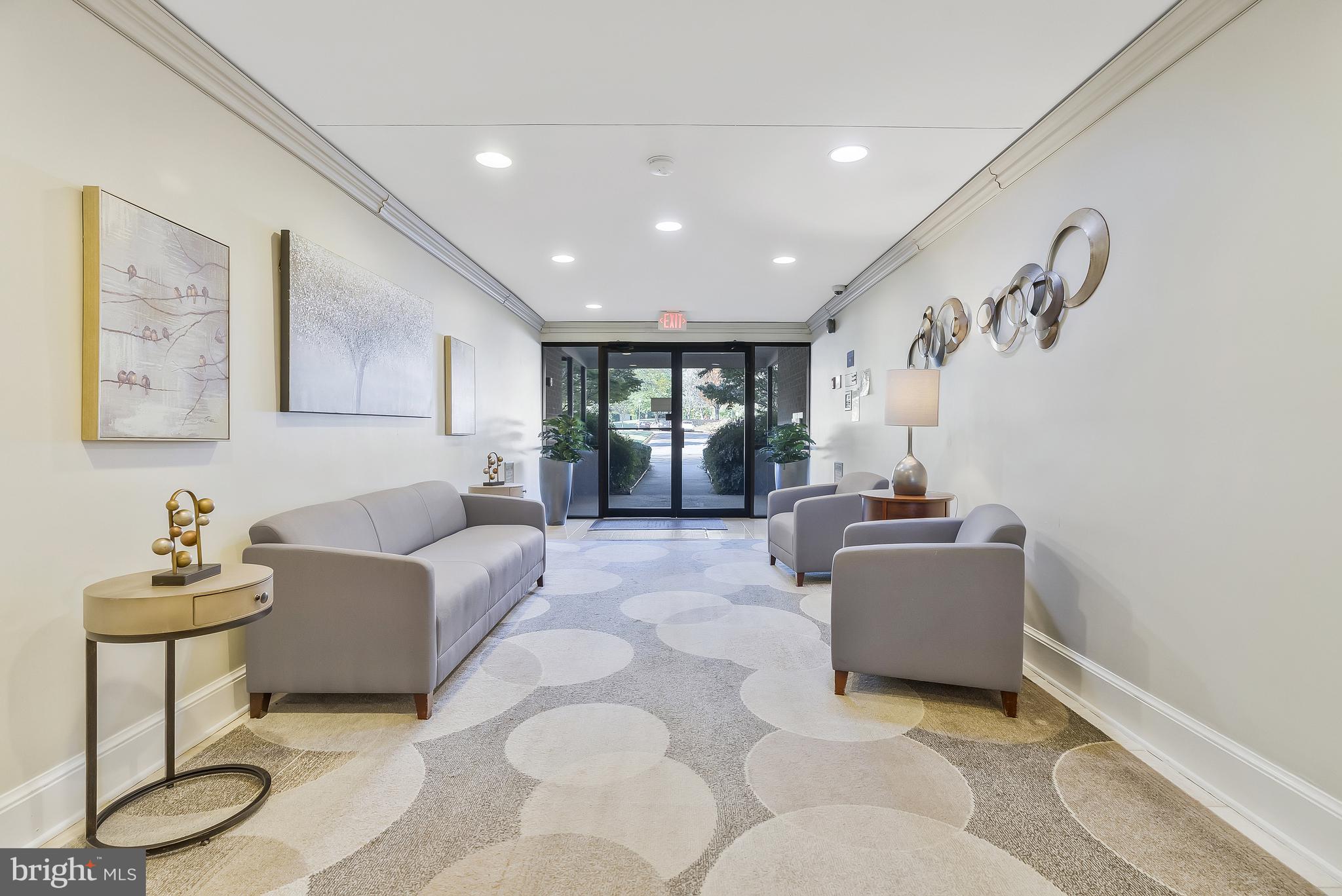 10300 Bushman Dr #109