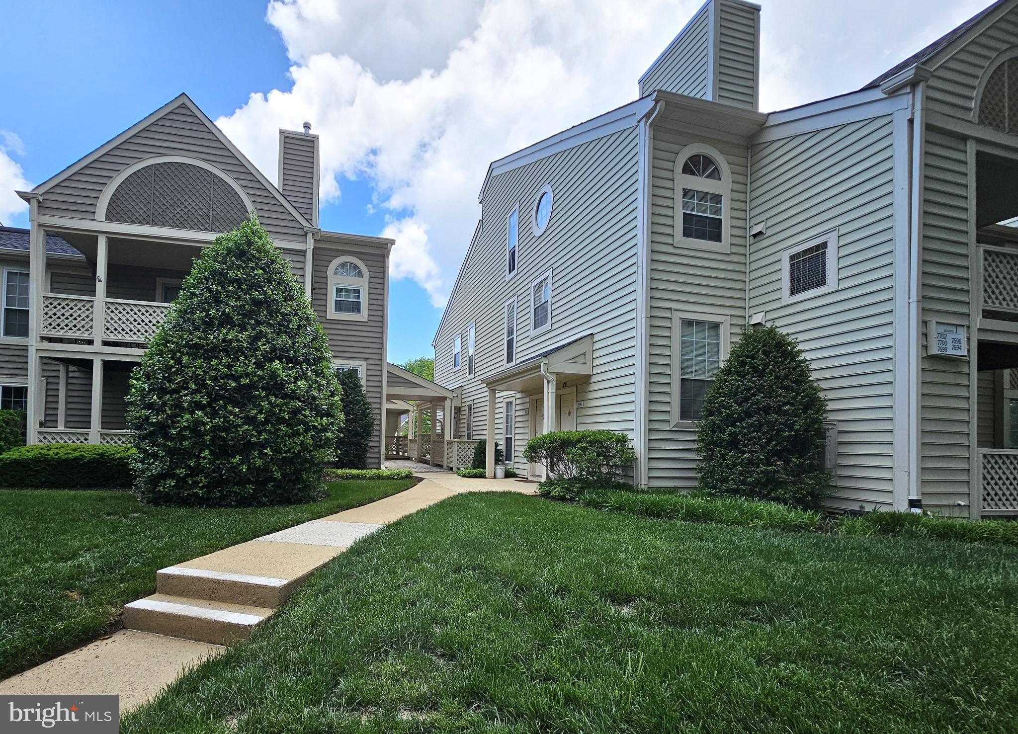 7702 Willow Point Dr #7702