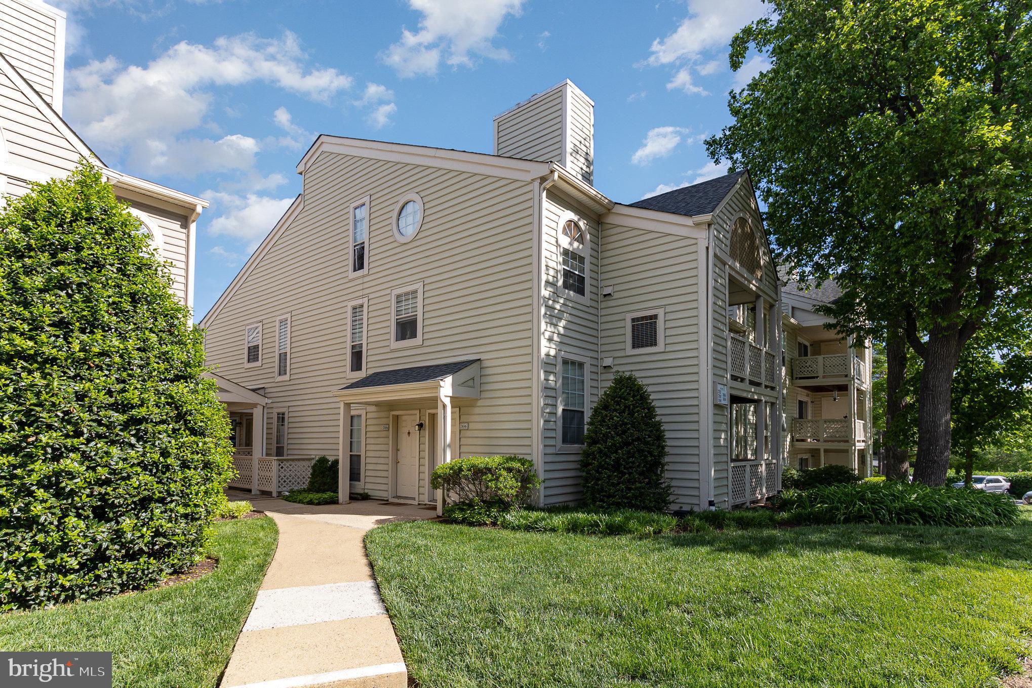 7702 Willow Point Dr #7702