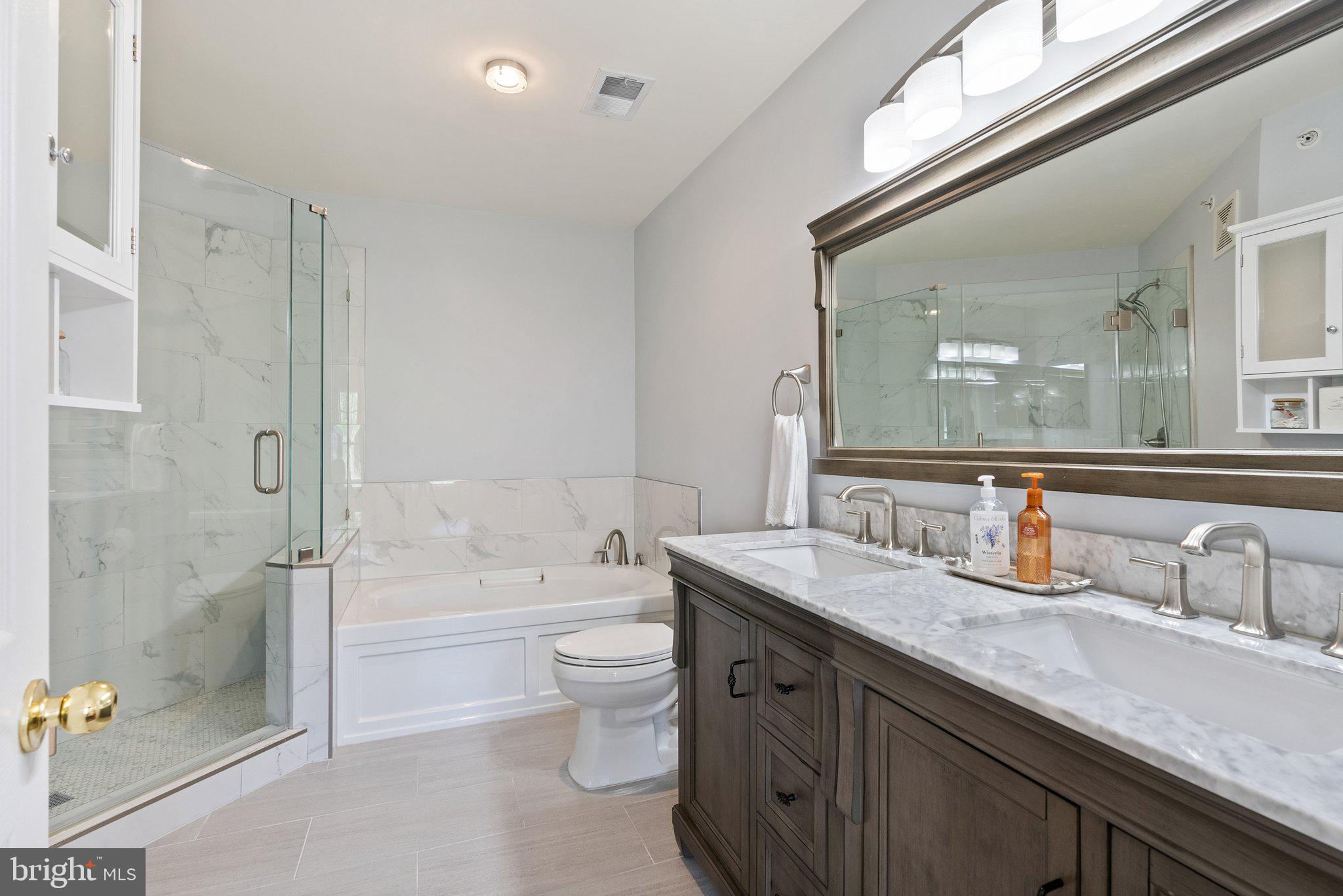 4463-B Beacon Grove Cir #702b