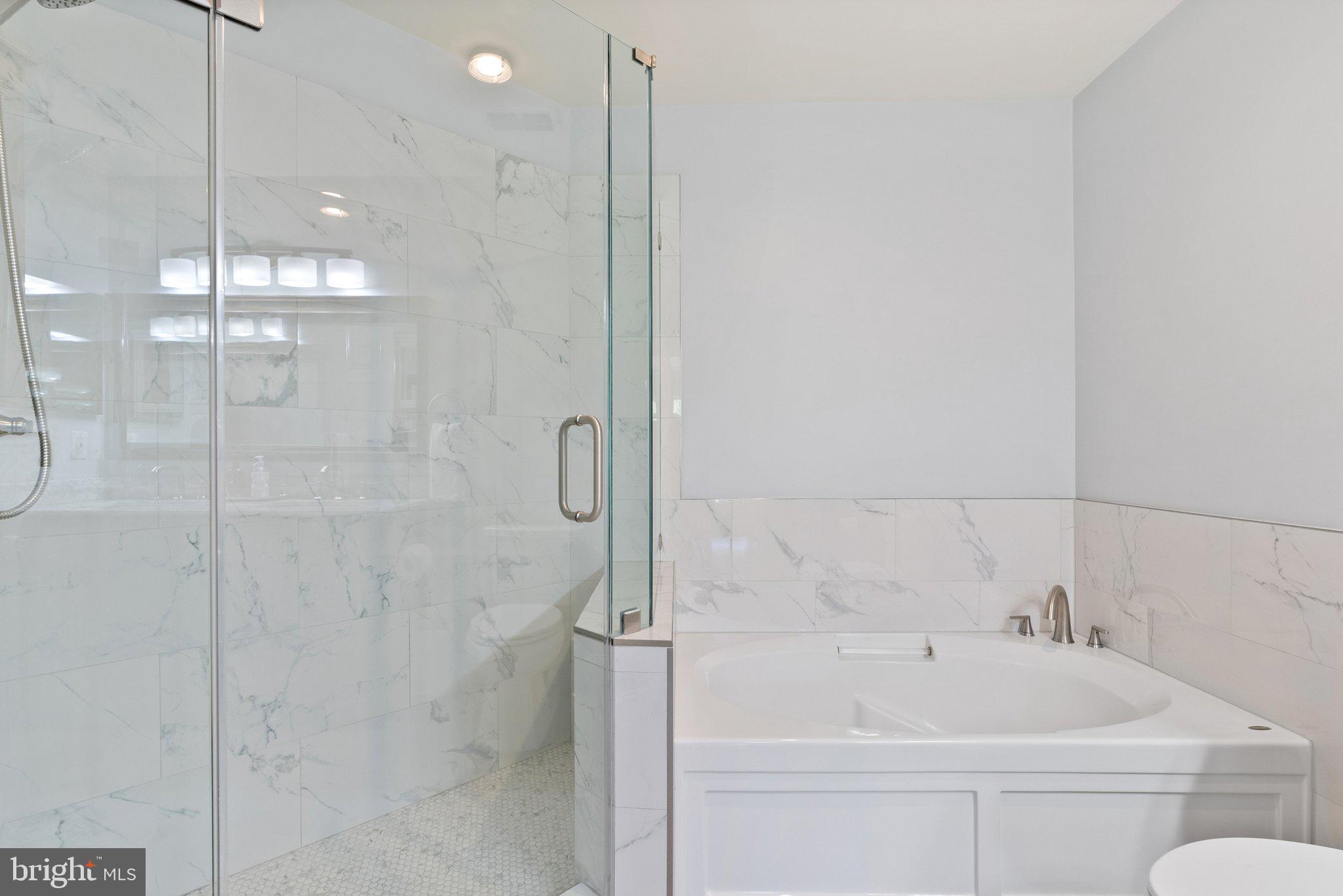 4463-B Beacon Grove Cir #702b