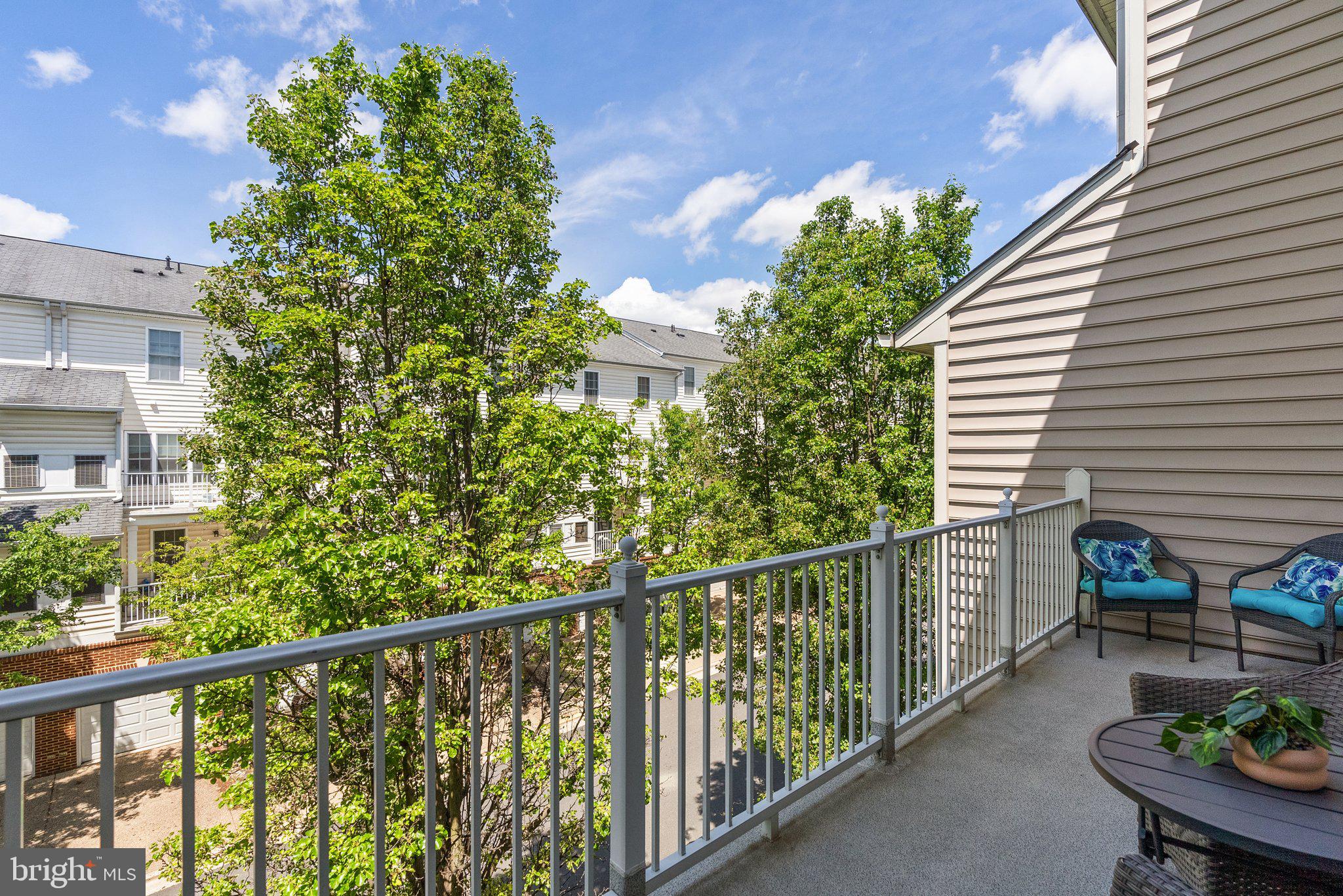 4463-B Beacon Grove Cir #702b